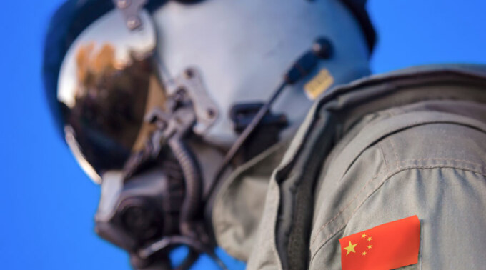 china-military-pilot